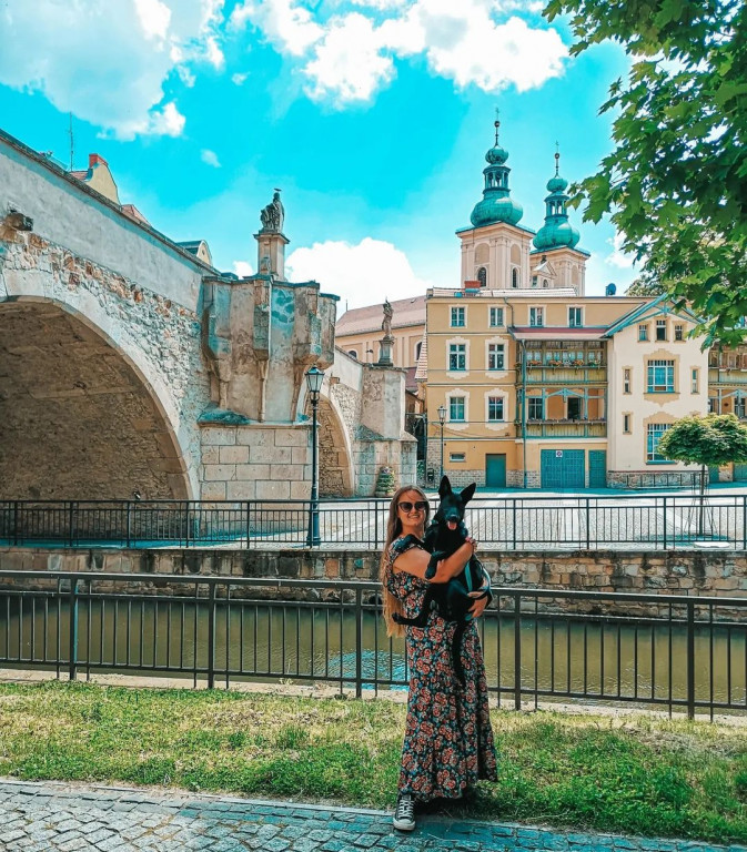 Szczęśliwi krajów nie liczą! Rozmowa z Kingą Ciecieląg, podróżniczką i instagramerką