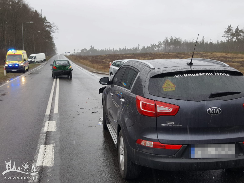Wypadek na Pilskiej. Kia uderzyła w tył Matiza [ZDJĘCIA]