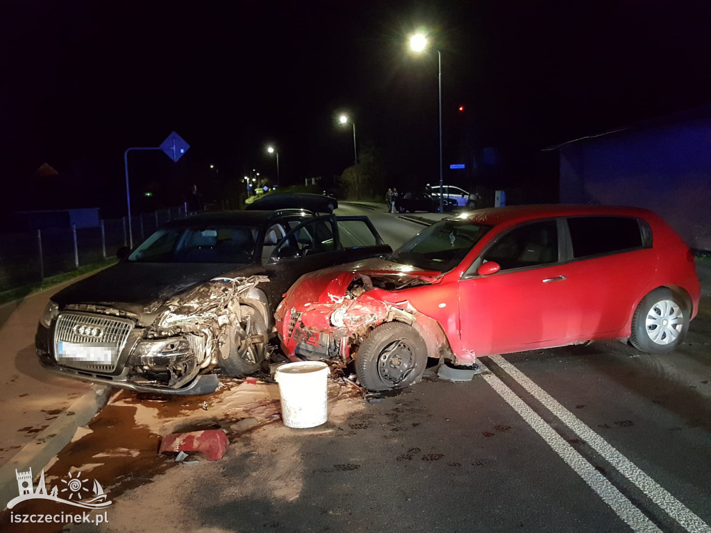 Wypadek na ulicy Trzesieckiej. Zderzenie dwóch samochodów