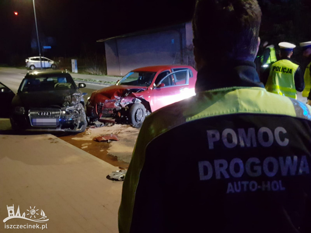 Wypadek na ulicy Trzesieckiej. Zderzenie dwóch samochodów