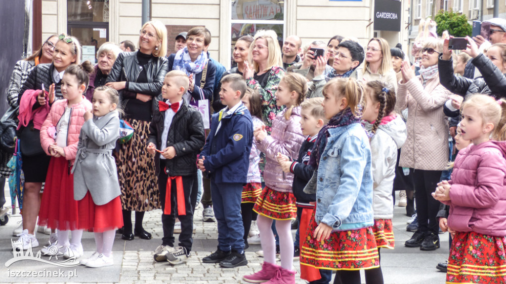 Gwarno, wesoło i na ludową nutę, czyli kolejny Jarmark Kresowy