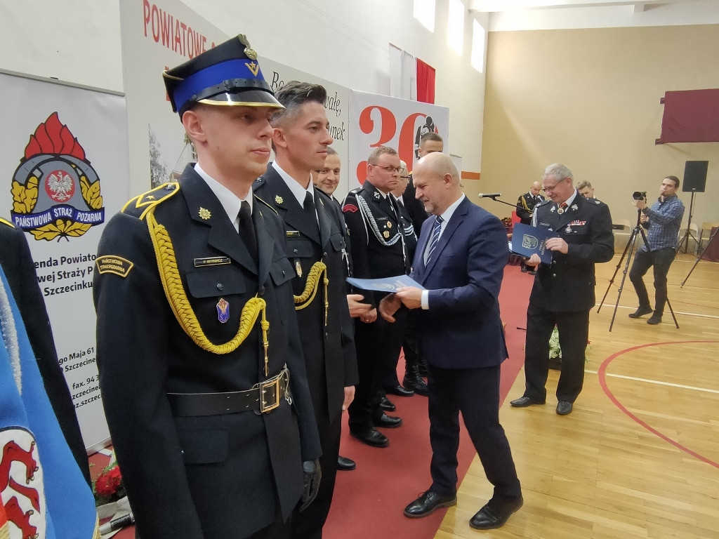 Świętowali strażacy z powiatu szczecineckiego