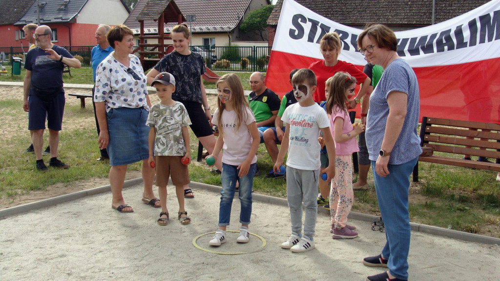 W Starym Chwalimiu grają w kulki. I to jak!