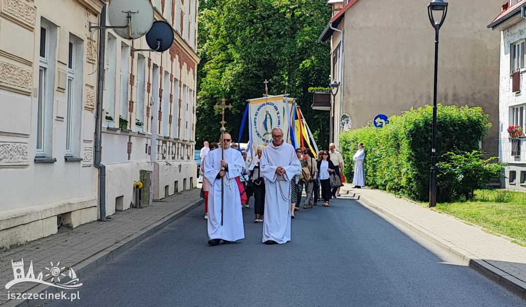 BOŻE CIAŁO. Ulicami miasta przeszły procesje ZDJĘCIA