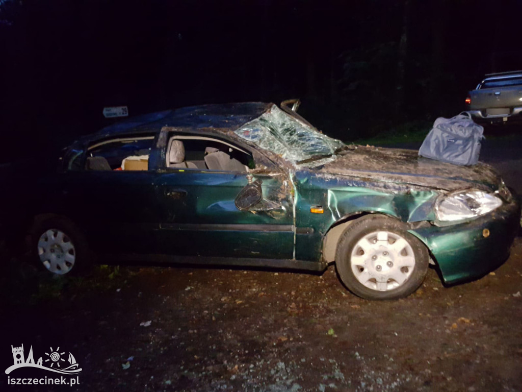 Dachowała honda. Za kierownicą 91-latek