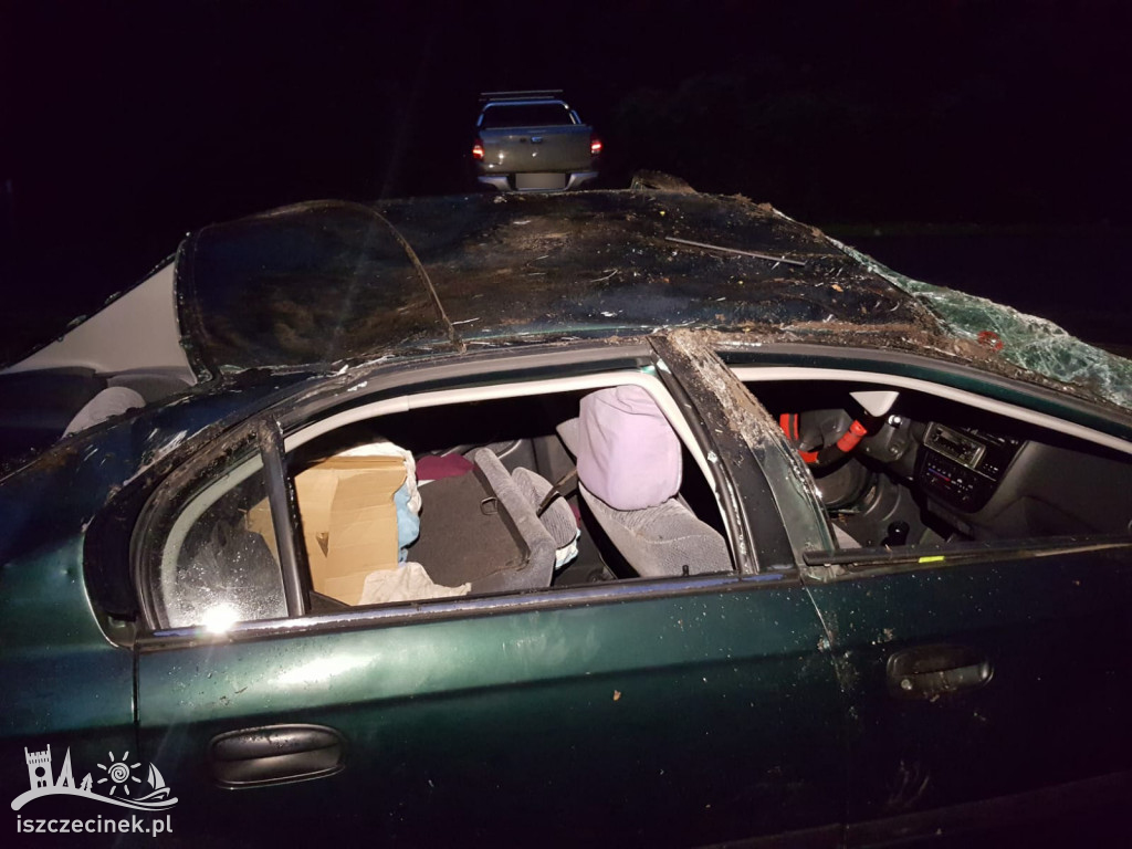 Dachowała honda. Za kierownicą 91-latek
