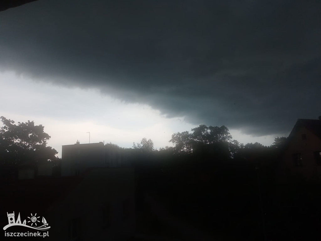 Silne burze przechodzą przez nasz region.