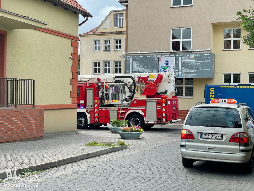 Alarm bombowy w szczecineckim szpitalu