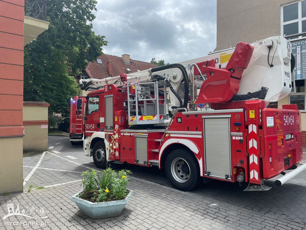 Alarm bombowy w szczecineckim szpitalu