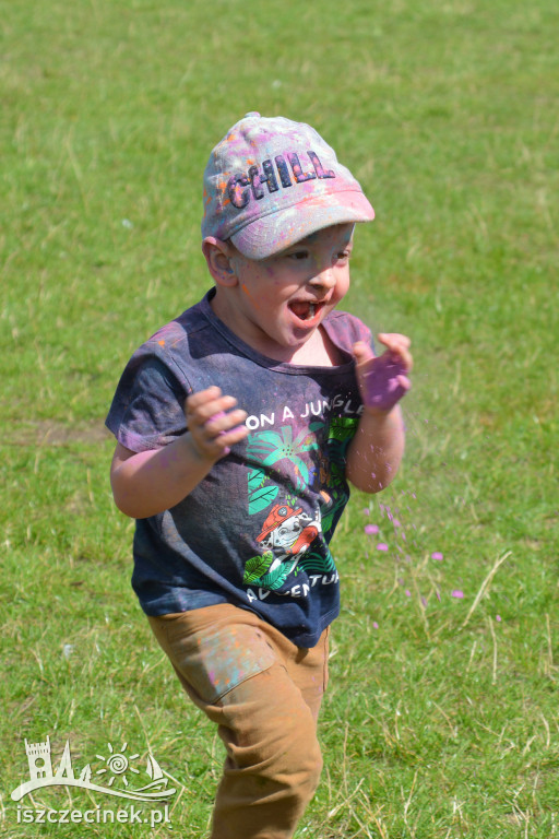 Kolorowy zawrót głowy! Festiwal kolorów Holi dotarł nad Trzesiecko