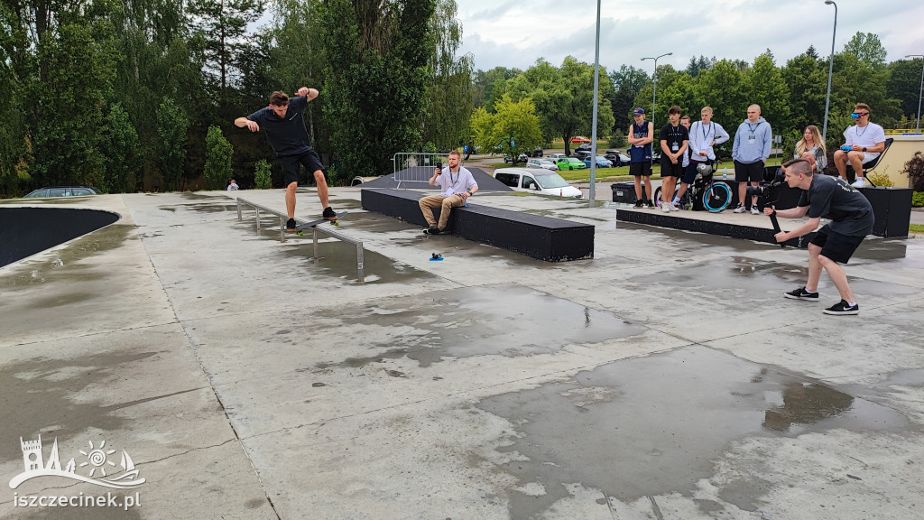 Graffiti Jam vol. 4. Pomimo deszczu artyści chwycili za puszki z farbą