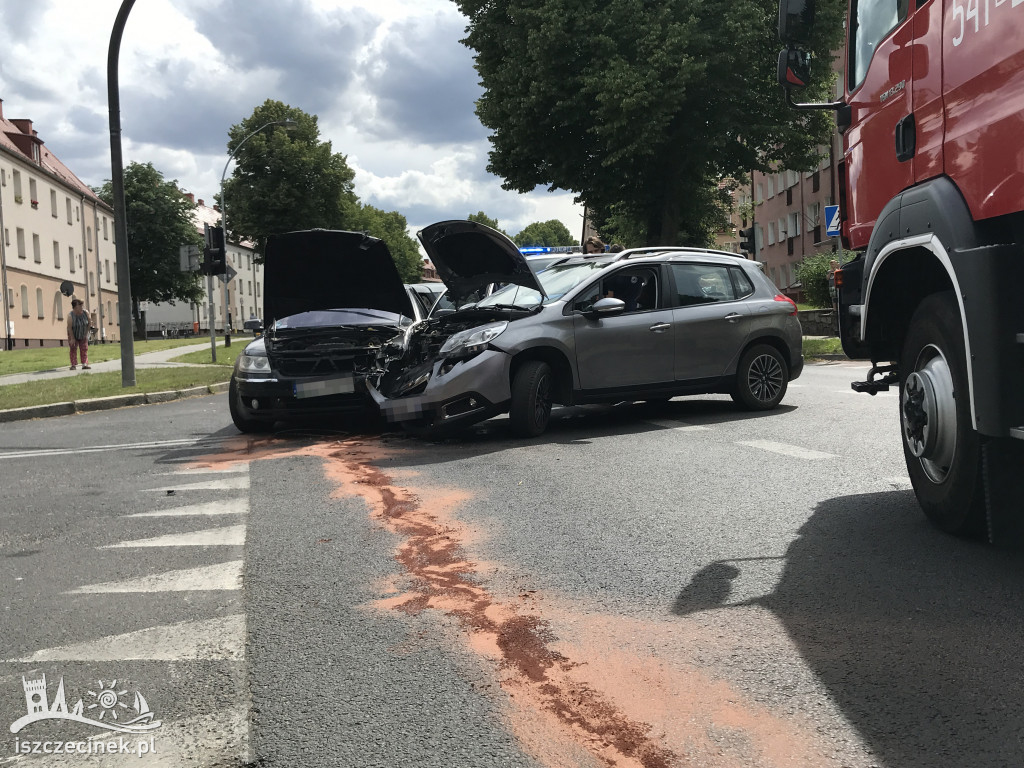 Wypadek na skrzyżowaniu Cieślaka z Kopernika. Ranna jedna osoba