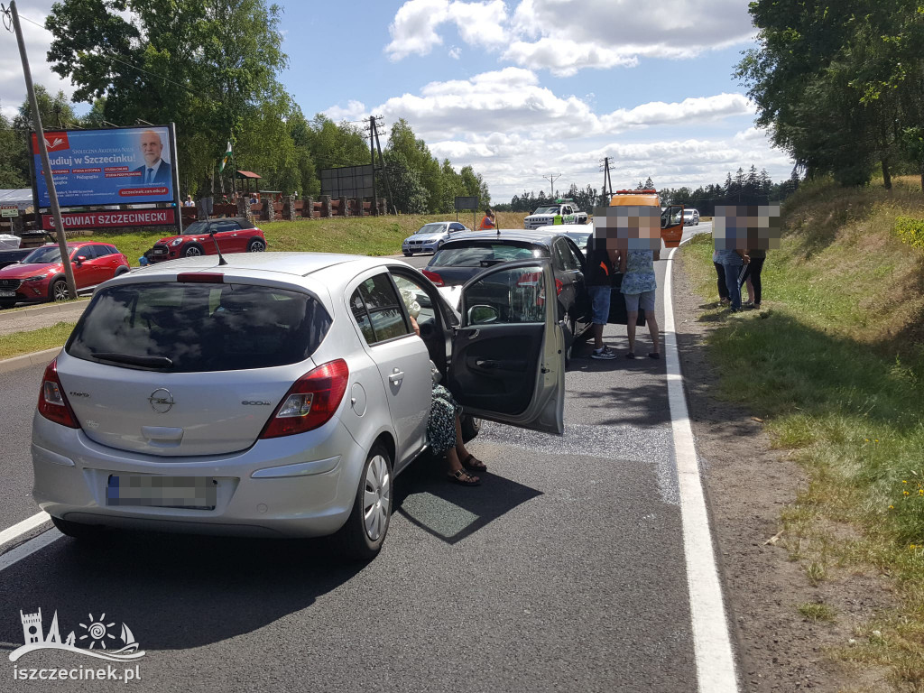 Seria kolizji pod Szczecinkiem. Przyczyna taka sama [ZDJĘCIA]
