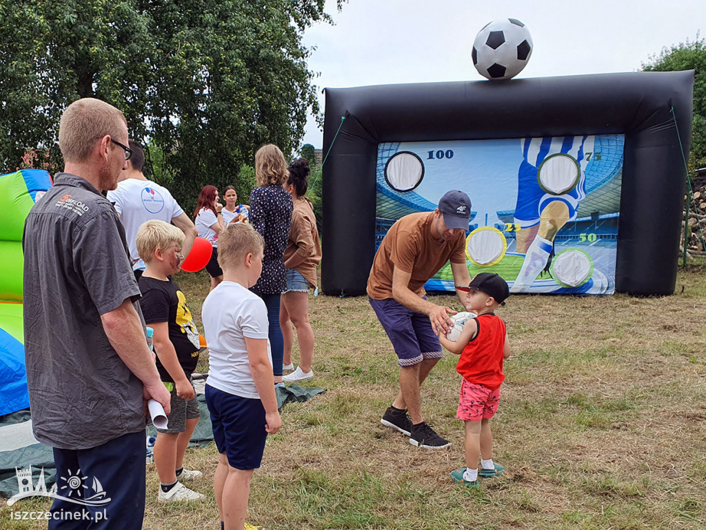 Rodzinny piknik w Żółtnicy na podsumowanie wakacji.