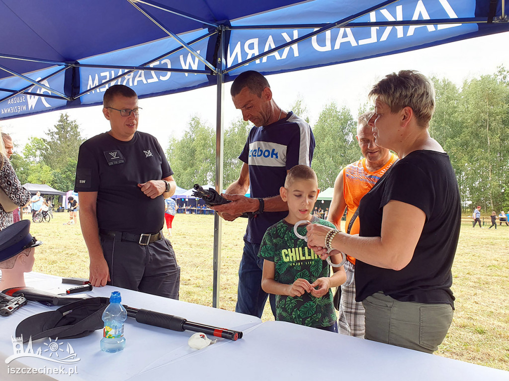 Rodzinny piknik w Żółtnicy na podsumowanie wakacji.