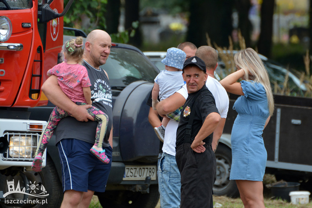 Rodzinny piknik w Żółtnicy na podsumowanie wakacji.