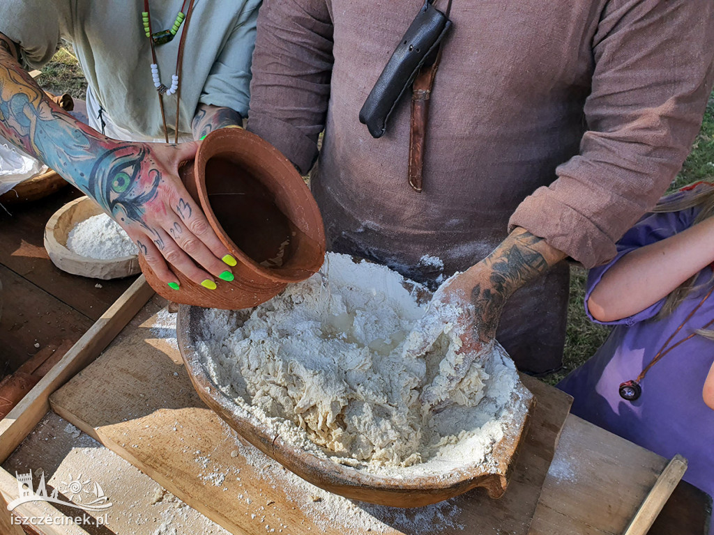 Nie rycerze, a woje. Piknik Słowiański nad rzeką Gęsią.