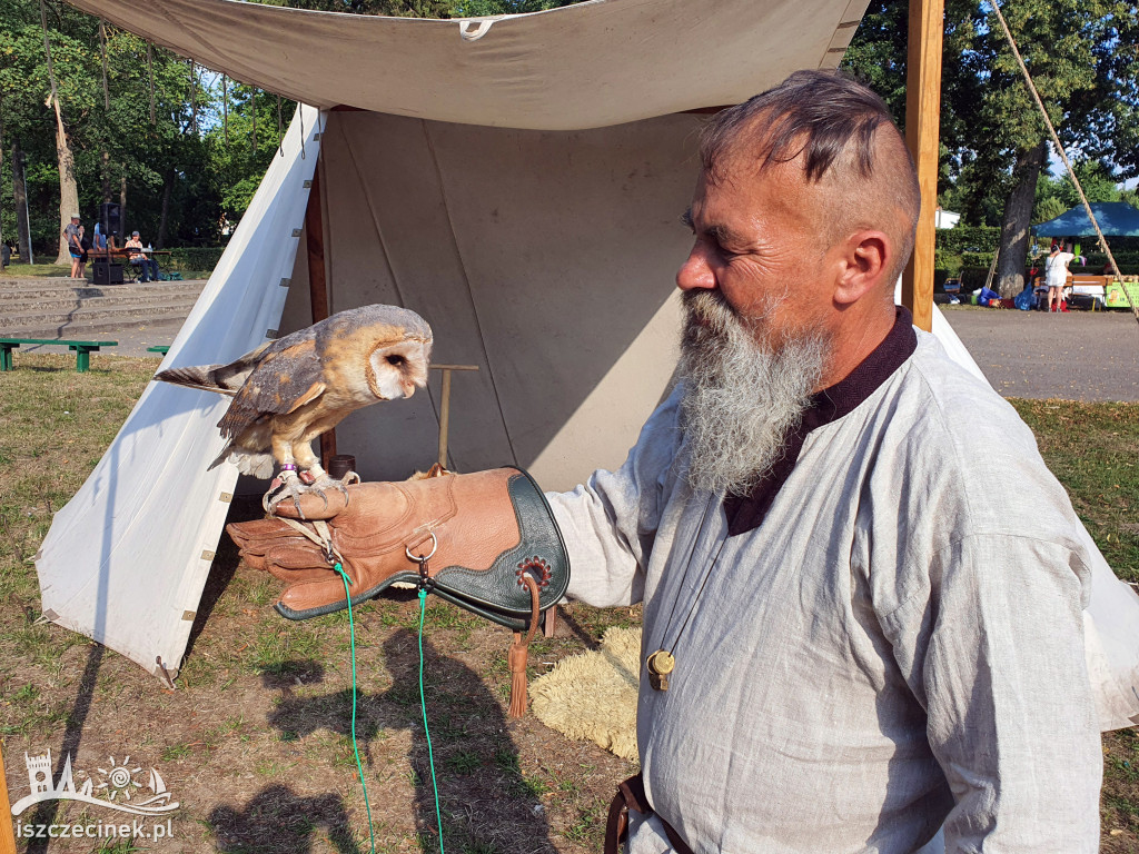 Nie rycerze, a woje. Piknik Słowiański nad rzeką Gęsią.