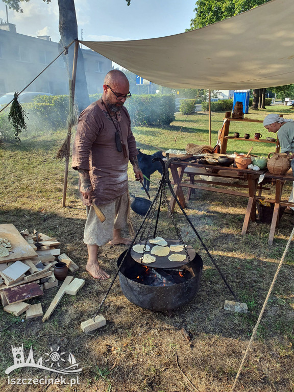 Nie rycerze, a woje. Piknik Słowiański nad rzeką Gęsią.