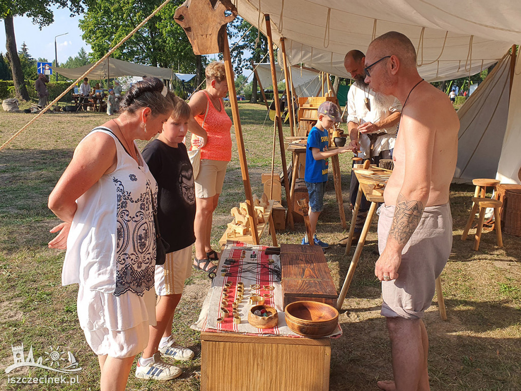 Nie rycerze, a woje. Piknik Słowiański nad rzeką Gęsią.