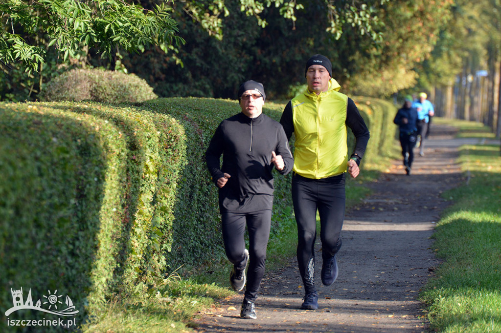 Świętowali jubileusz biegnąc. Dziewiąte urodziny parkrun Szczecinek.