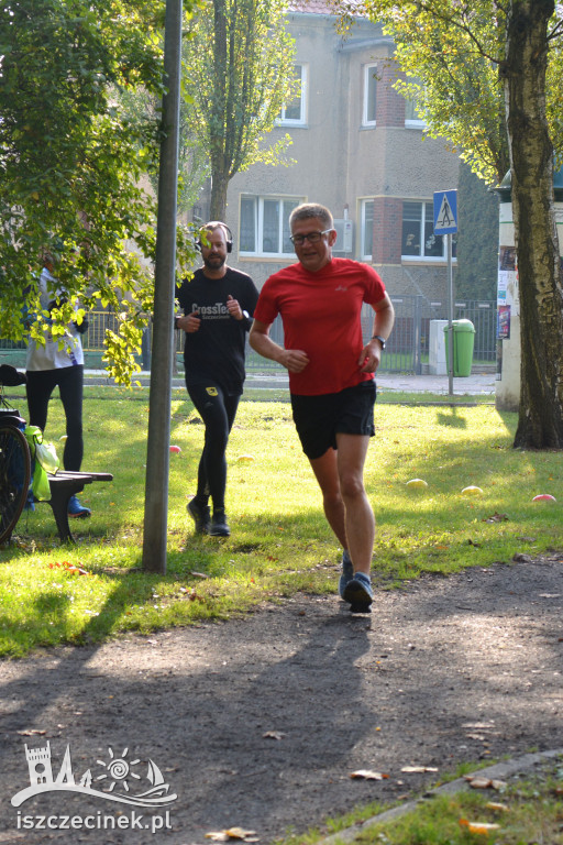 Świętowali jubileusz biegnąc. Dziewiąte urodziny parkrun Szczecinek.