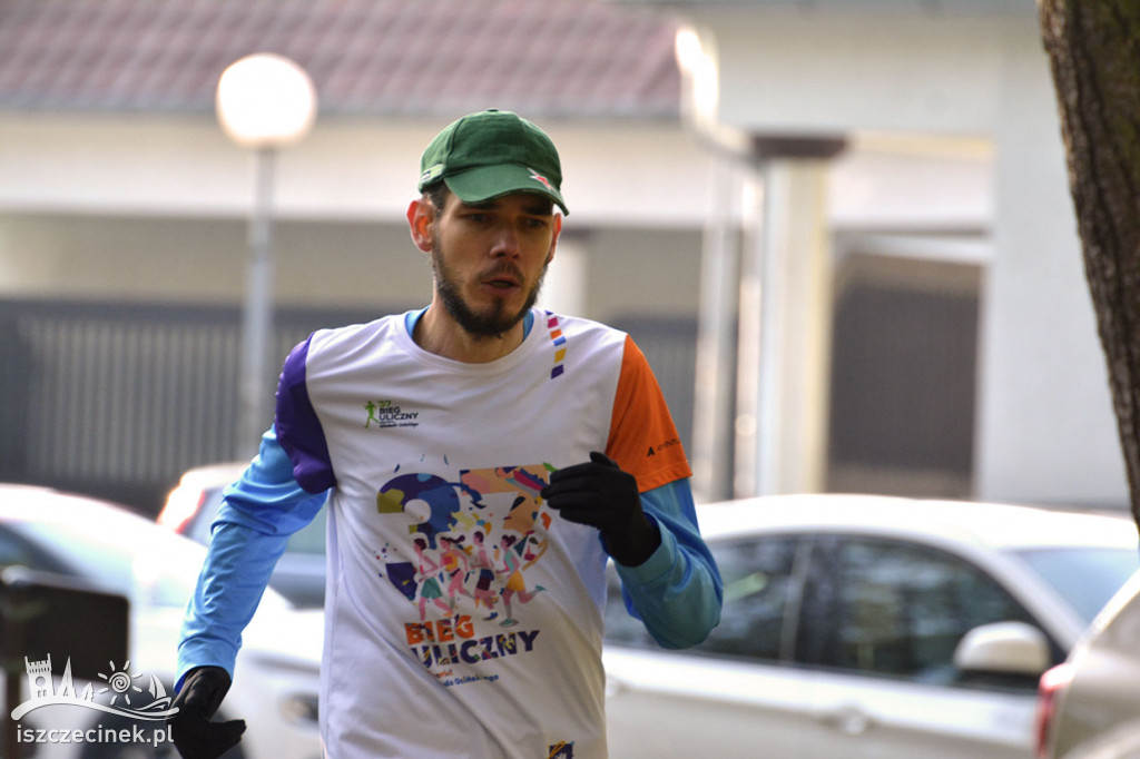 Świętowali jubileusz biegnąc. Dziewiąte urodziny parkrun Szczecinek.