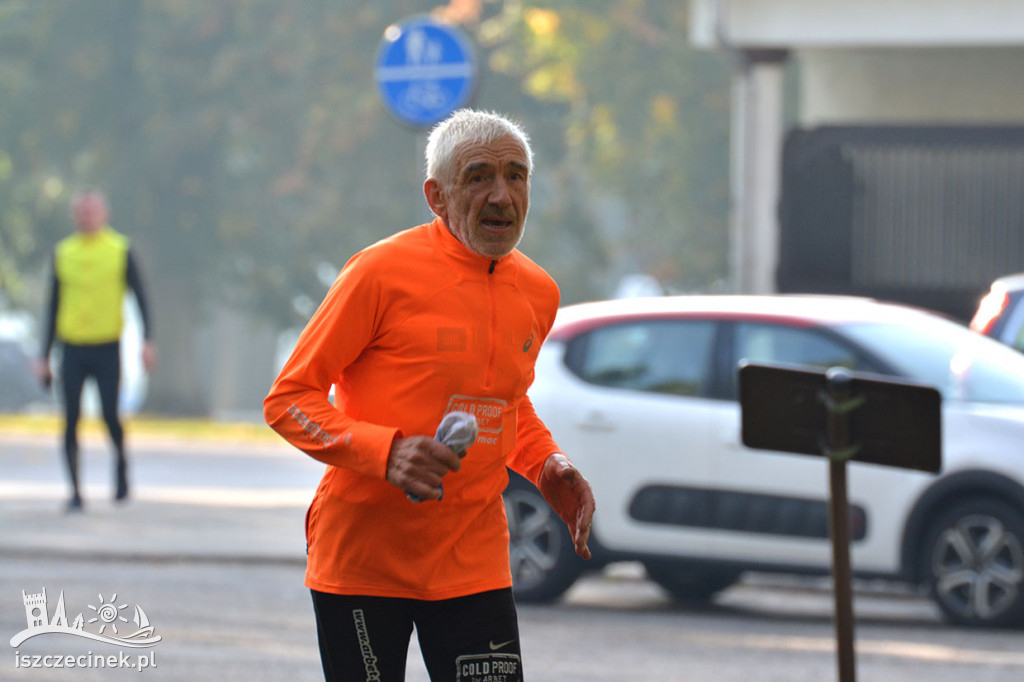 Świętowali jubileusz biegnąc. Dziewiąte urodziny parkrun Szczecinek.