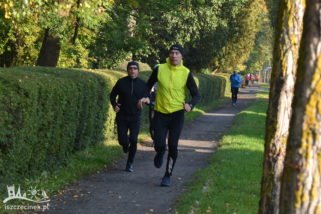 Świętowali jubileusz biegnąc. Dziewiąte urodziny parkrun Szczecinek.