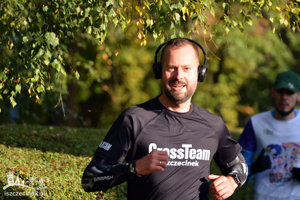 Świętowali jubileusz biegnąc. Dziewiąte urodziny parkrun Szczecinek.