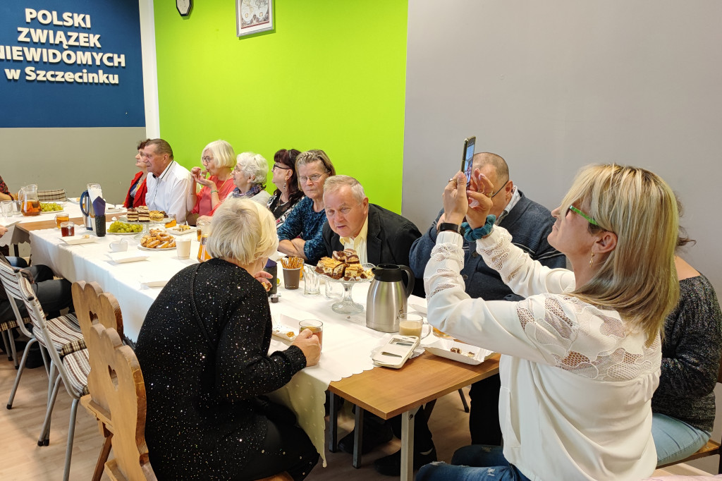 Osoby niewidome i słabowidzące spotkały się z okazji obchodów Dnia Białej Laski