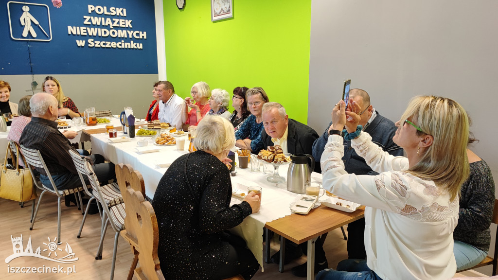 Osoby niewidome i słabowidzące spotkały się z okazji obchodów Dnia Białej Laski