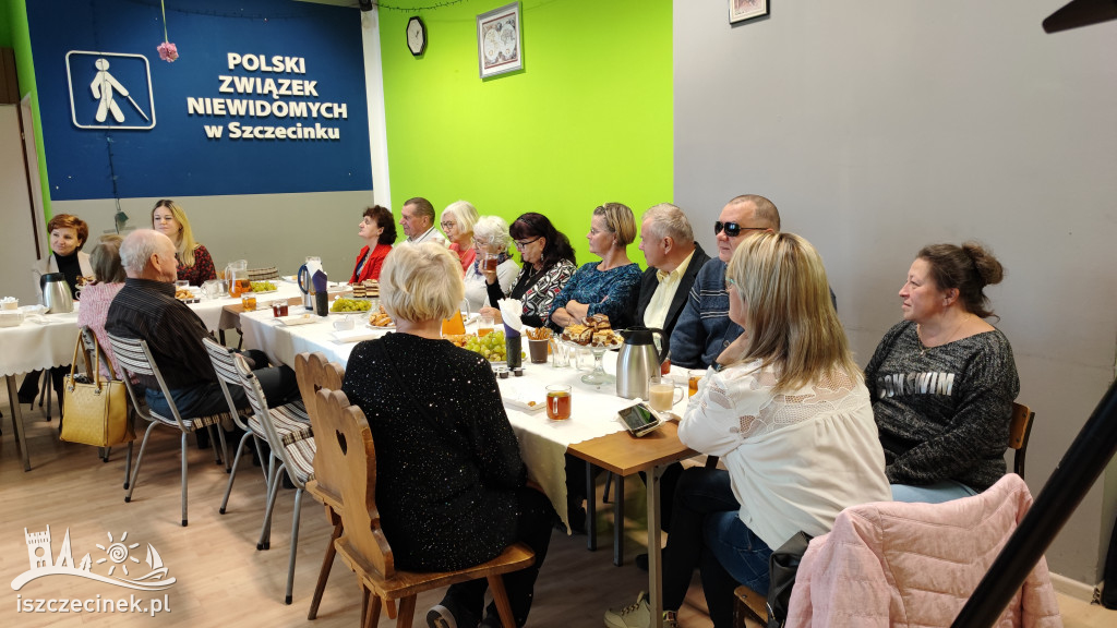 Osoby niewidome i słabowidzące spotkały się z okazji obchodów Dnia Białej Laski