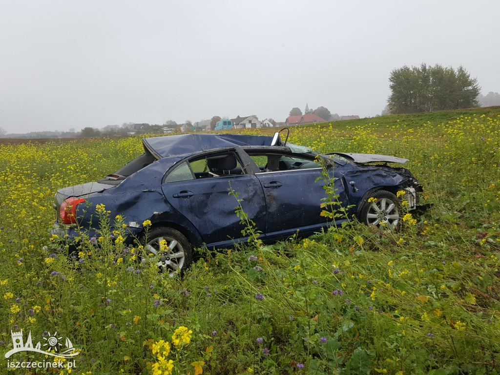 Toyota dachowała na DK-20. Wcześniej był poślizg