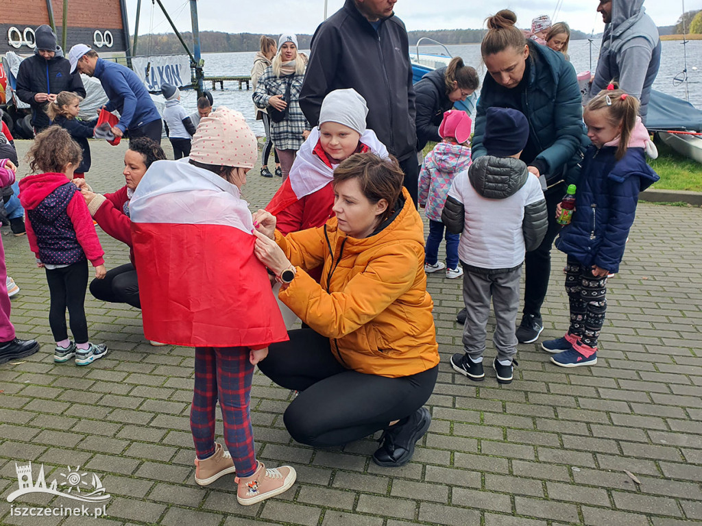 Pierwszy przedszkolny Bieg Niepodległości. Maluchy wiedzą czym jest patriotyzm.