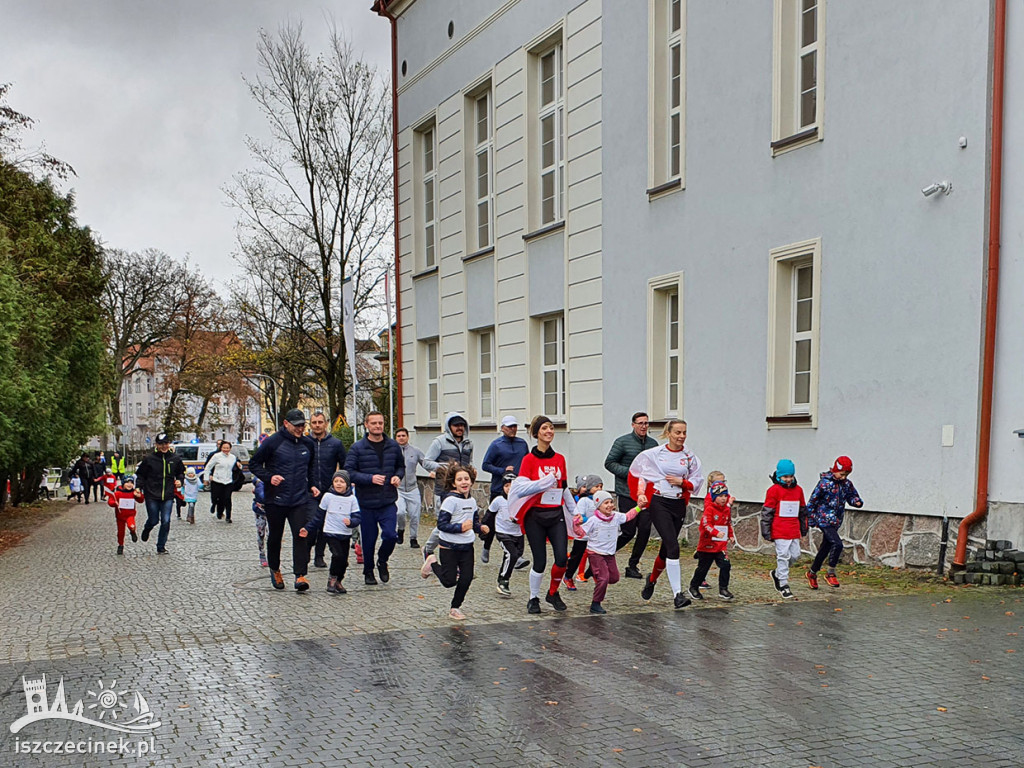 Pierwszy przedszkolny Bieg Niepodległości. Maluchy wiedzą czym jest patriotyzm.