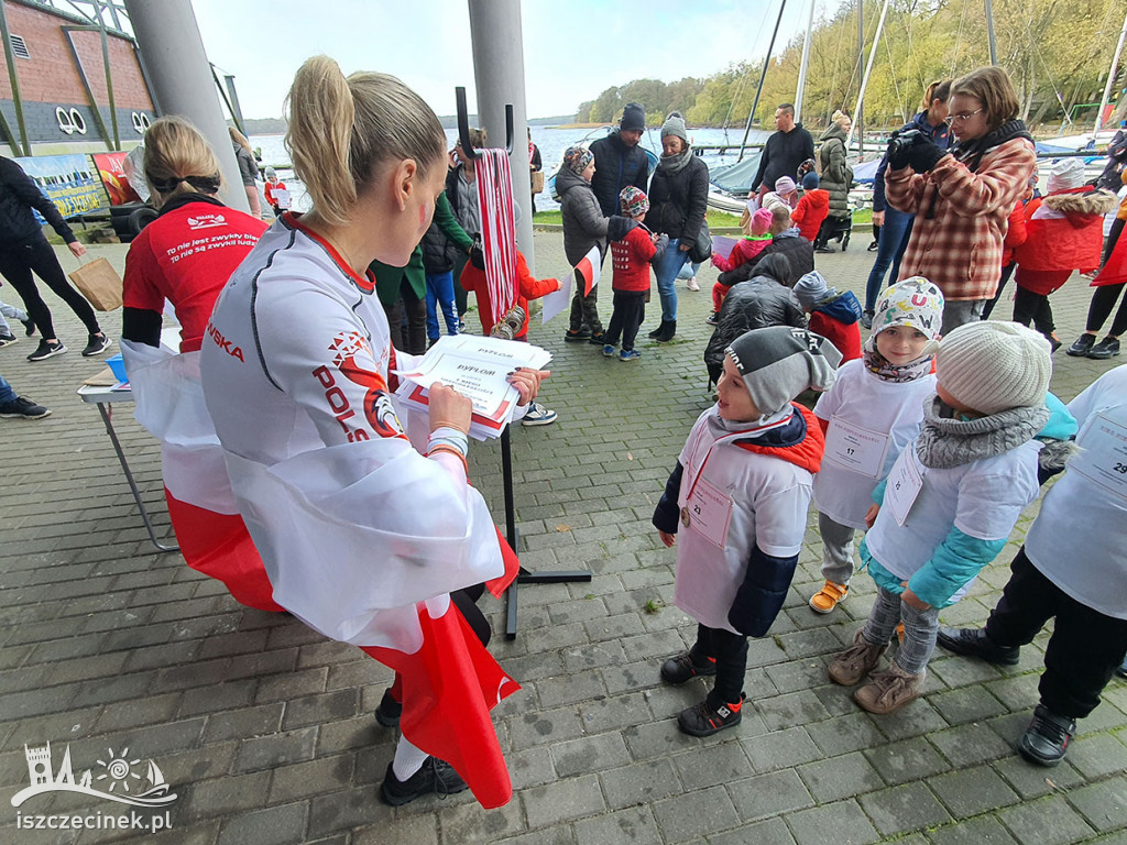 Pierwszy przedszkolny Bieg Niepodległości. Maluchy wiedzą czym jest patriotyzm.