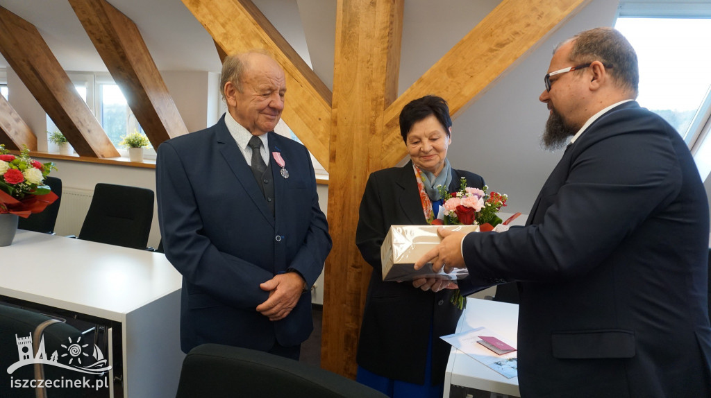 Piękny jubileusz w gminie Biały Bór. Złote gody pięciu par małżeńskich.