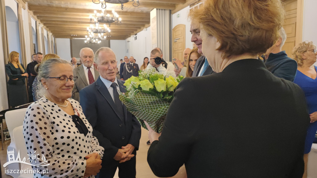 Osiem par po pięćdziesięciu latach znów powiedziało sobie „tak”