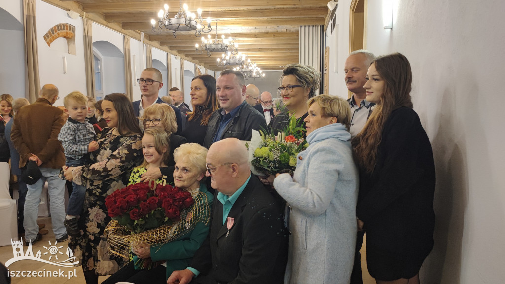 Osiem par po pięćdziesięciu latach znów powiedziało sobie „tak”