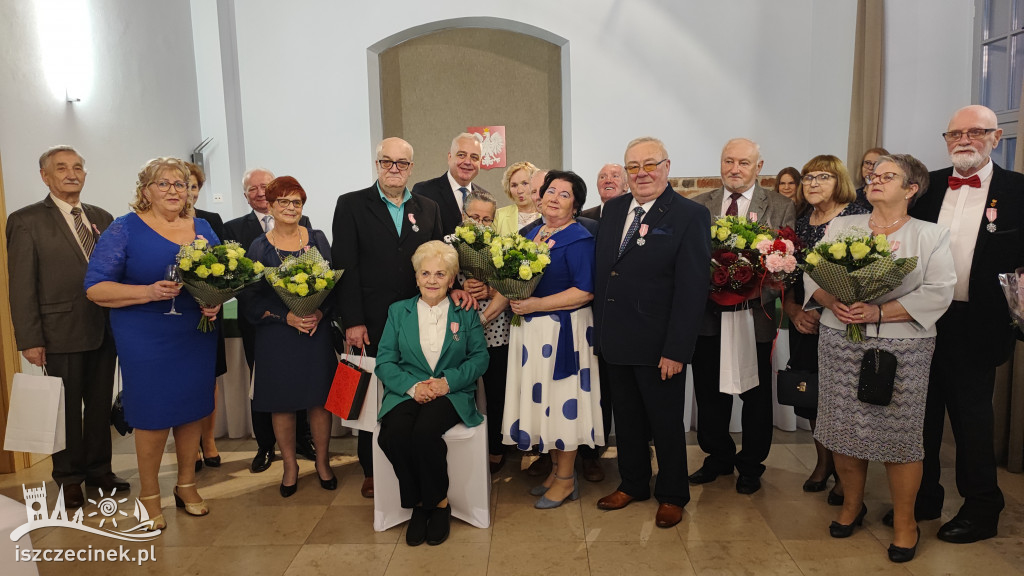 Osiem par po pięćdziesięciu latach znów powiedziało sobie „tak”