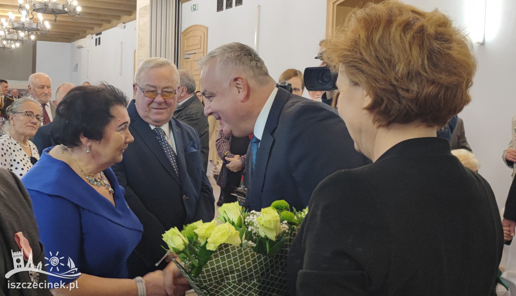 Osiem par po pięćdziesięciu latach znów powiedziało sobie „tak”