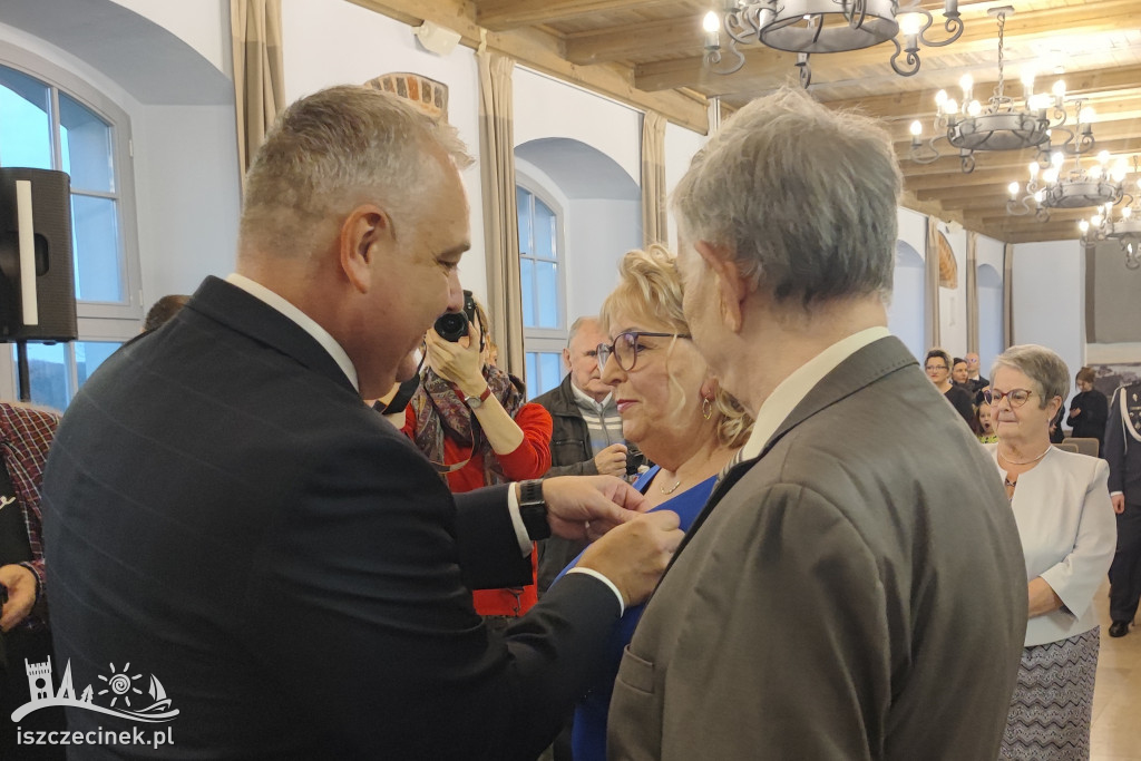 Osiem par po pięćdziesięciu latach znów powiedziało sobie „tak”