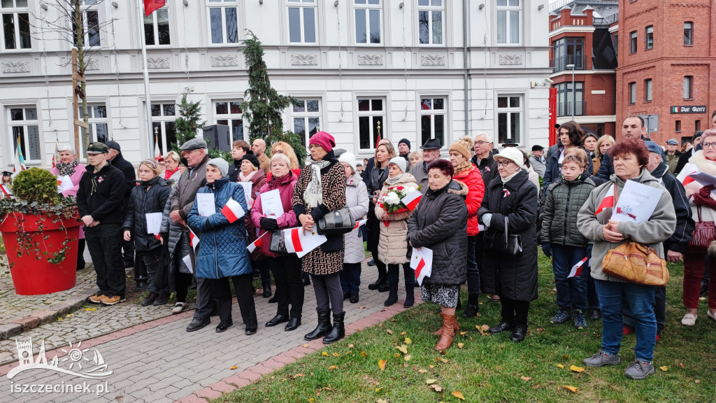 W 104. rocznicę odzyskania przez Polskę niepodległości