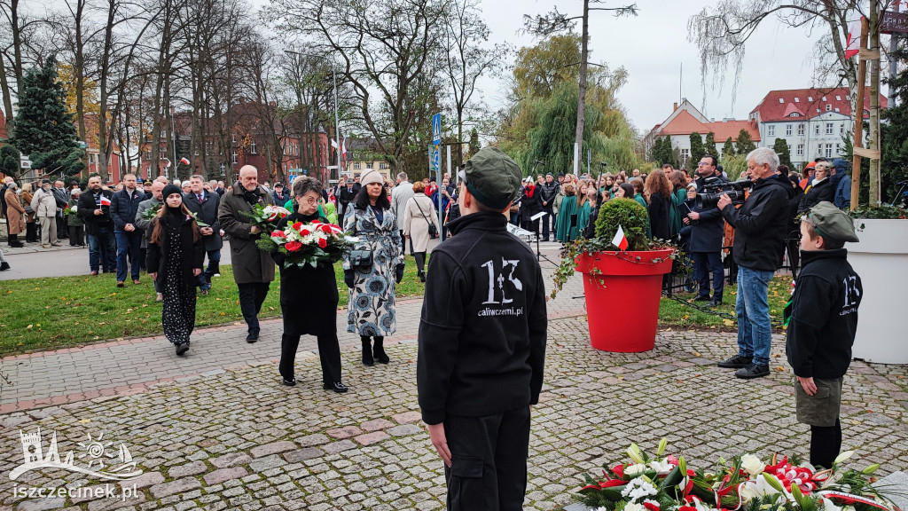W 104. rocznicę odzyskania przez Polskę niepodległości