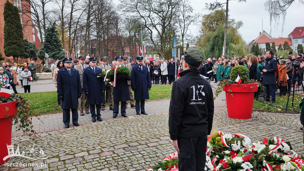 W 104. rocznicę odzyskania przez Polskę niepodległości