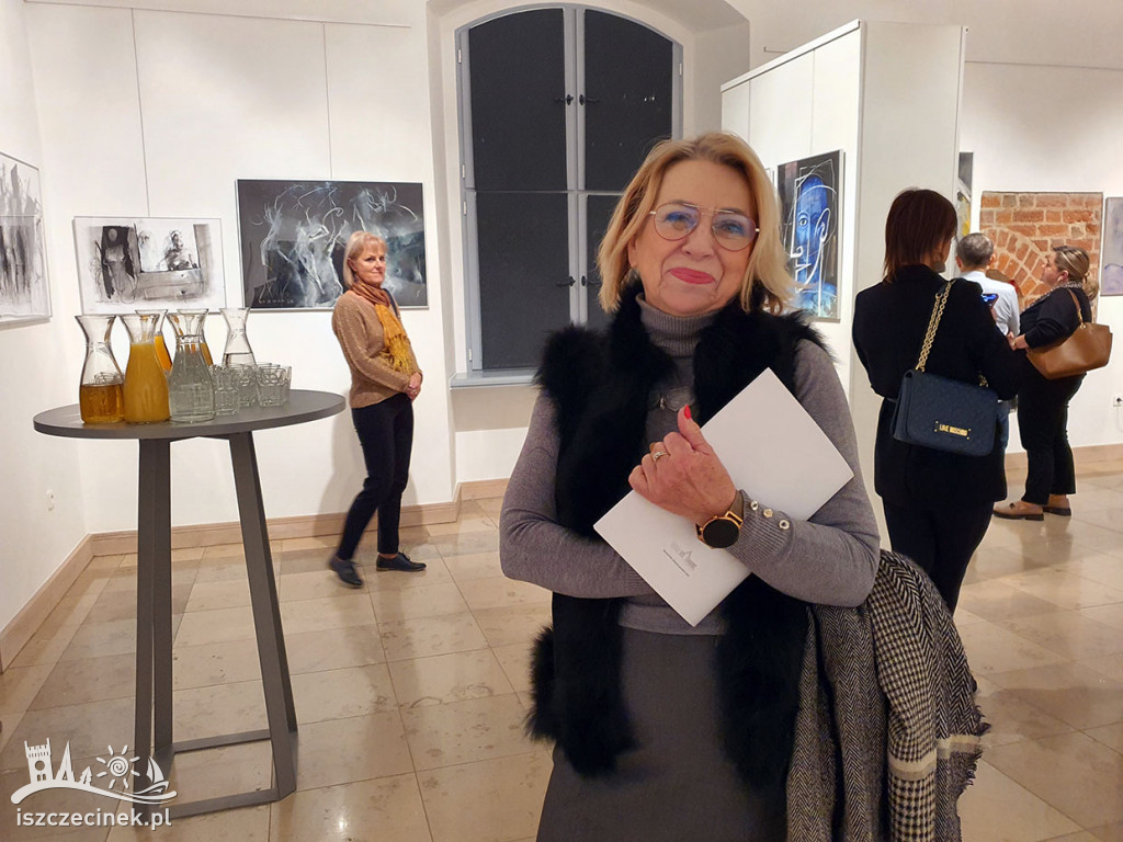 „Rysunki Konturowe” – Galeria „Zamek” zaprasza do świata wyobraźni.