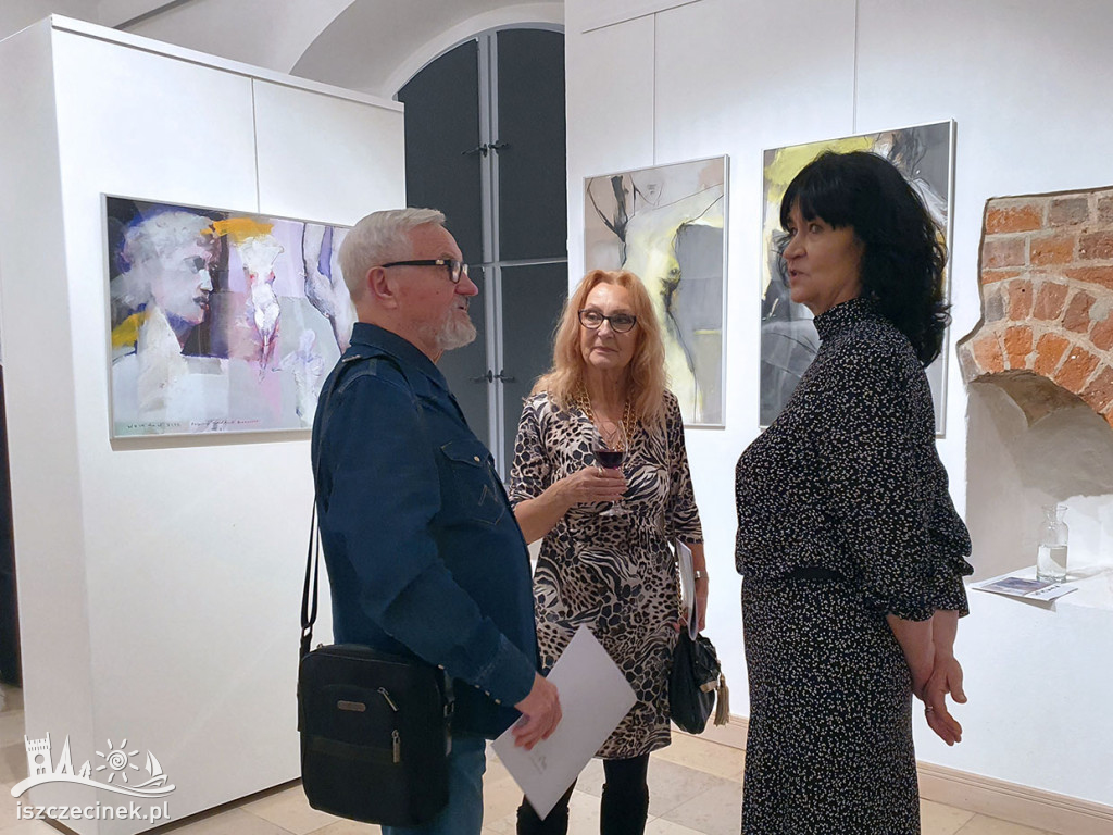 „Rysunki Konturowe” – Galeria „Zamek” zaprasza do świata wyobraźni.