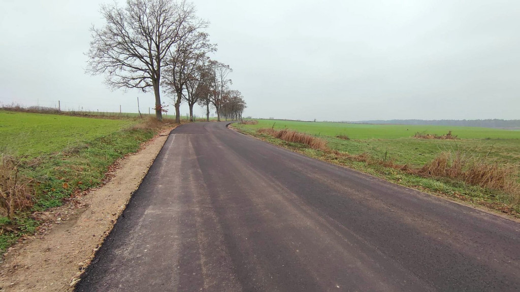 Trwa przebudowa odcinka drogi Juchowo – Radacz. Kiedy koniec prac?