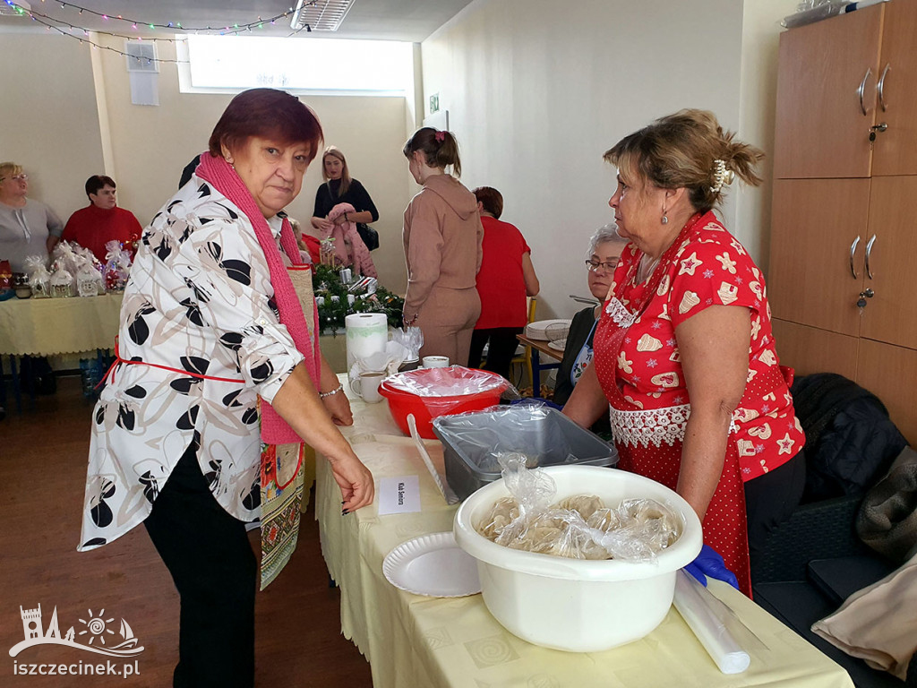 Biały Bór zainaugurował sezon jarmarków bożonarodzeniowych.